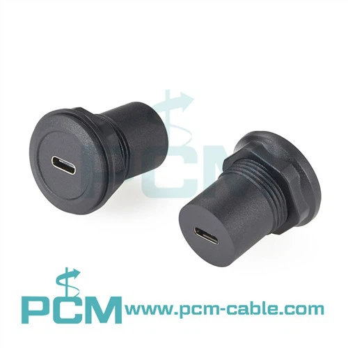 Круглий перехідник для монтажу на панелі від роз’єму USB C до роз’єму USB C